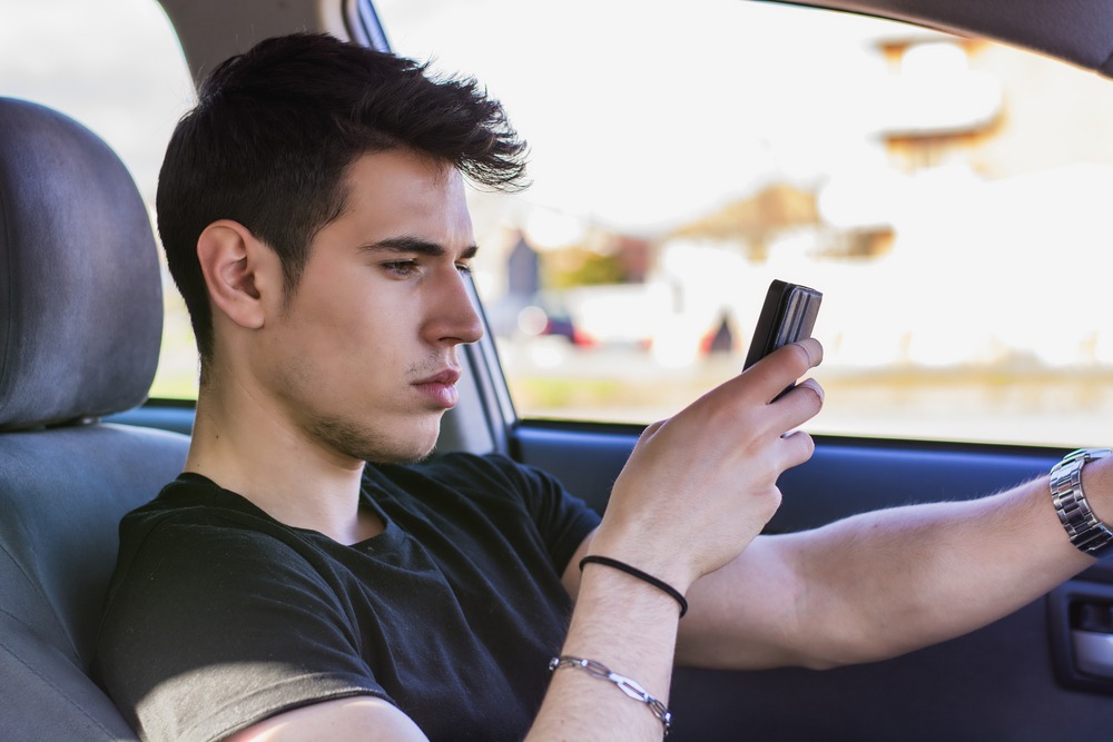 Peachtree Corners Texting While Driving Accident Lawyers | FREE Consult