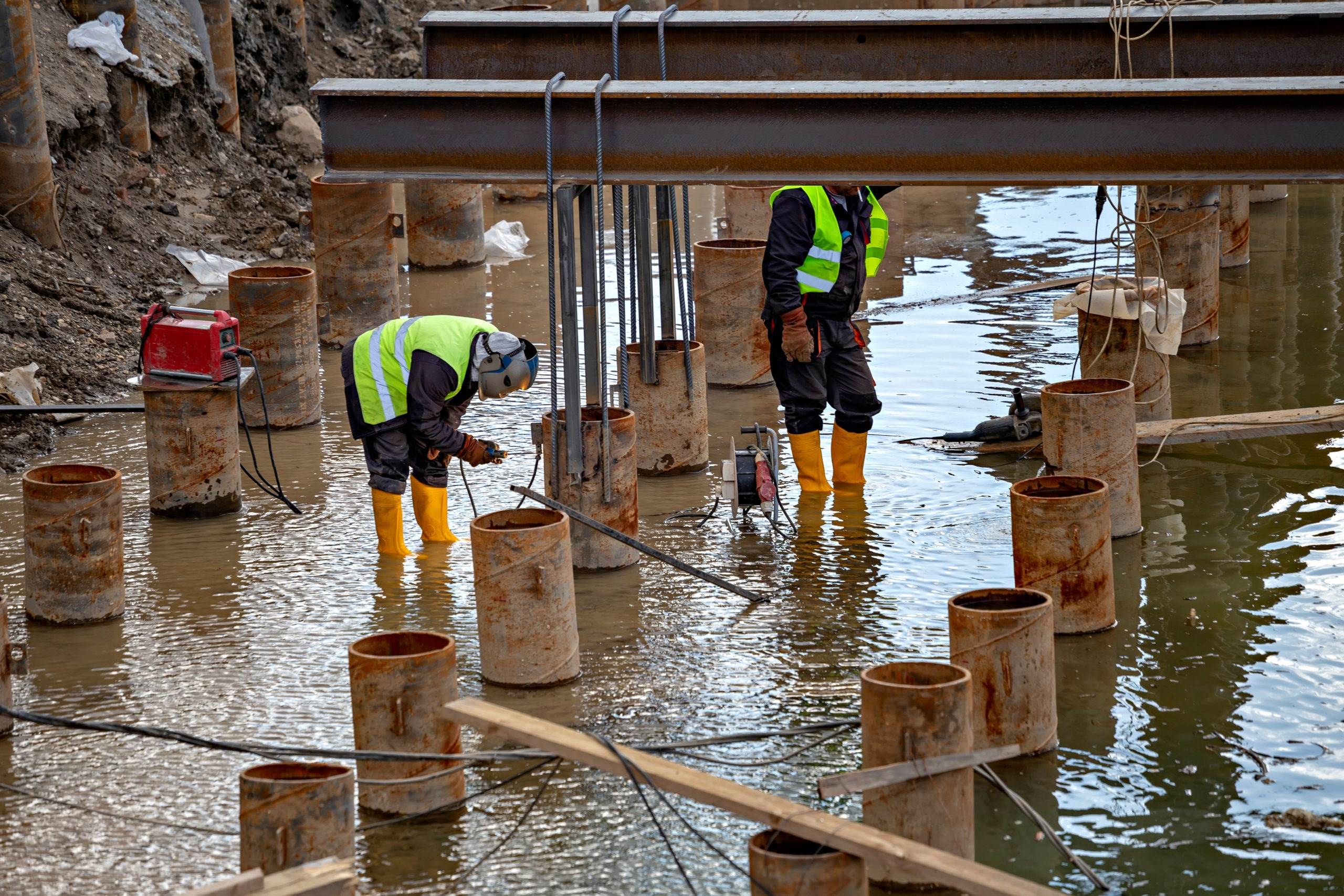 unsafe conditions in construction site